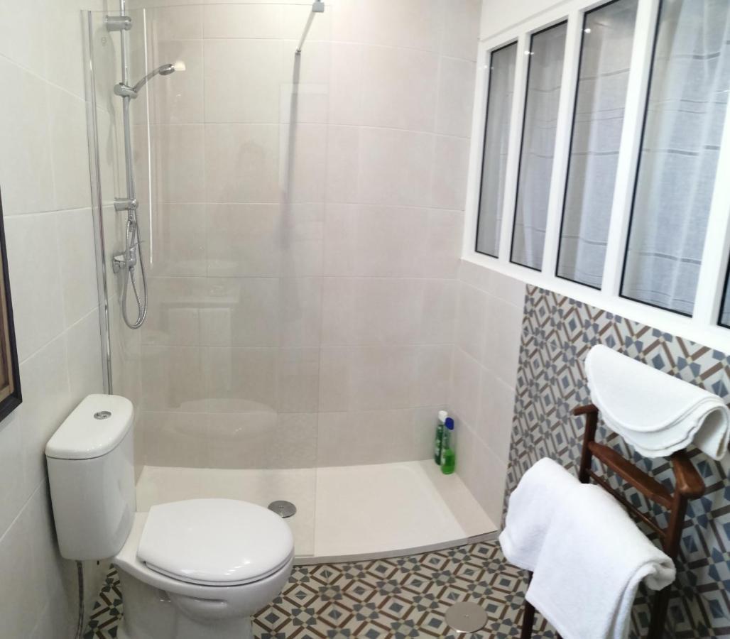 Bed and Breakfast Casa Dos Pingos De Mel Aveiro Esterno foto